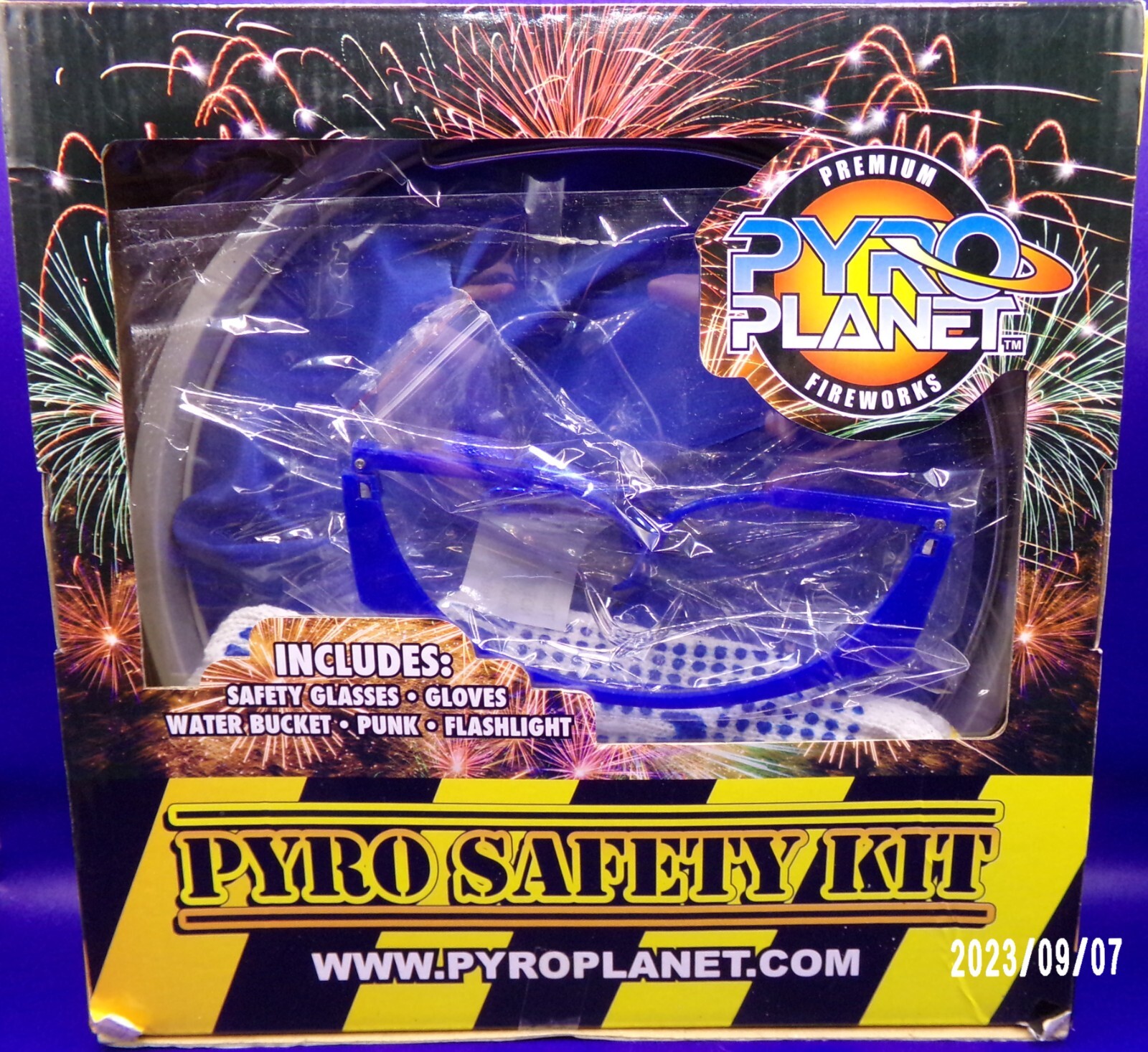 Pyro Safety Kit Kids Pyrotechnics Safety Kit by Pyroplanet Brand New