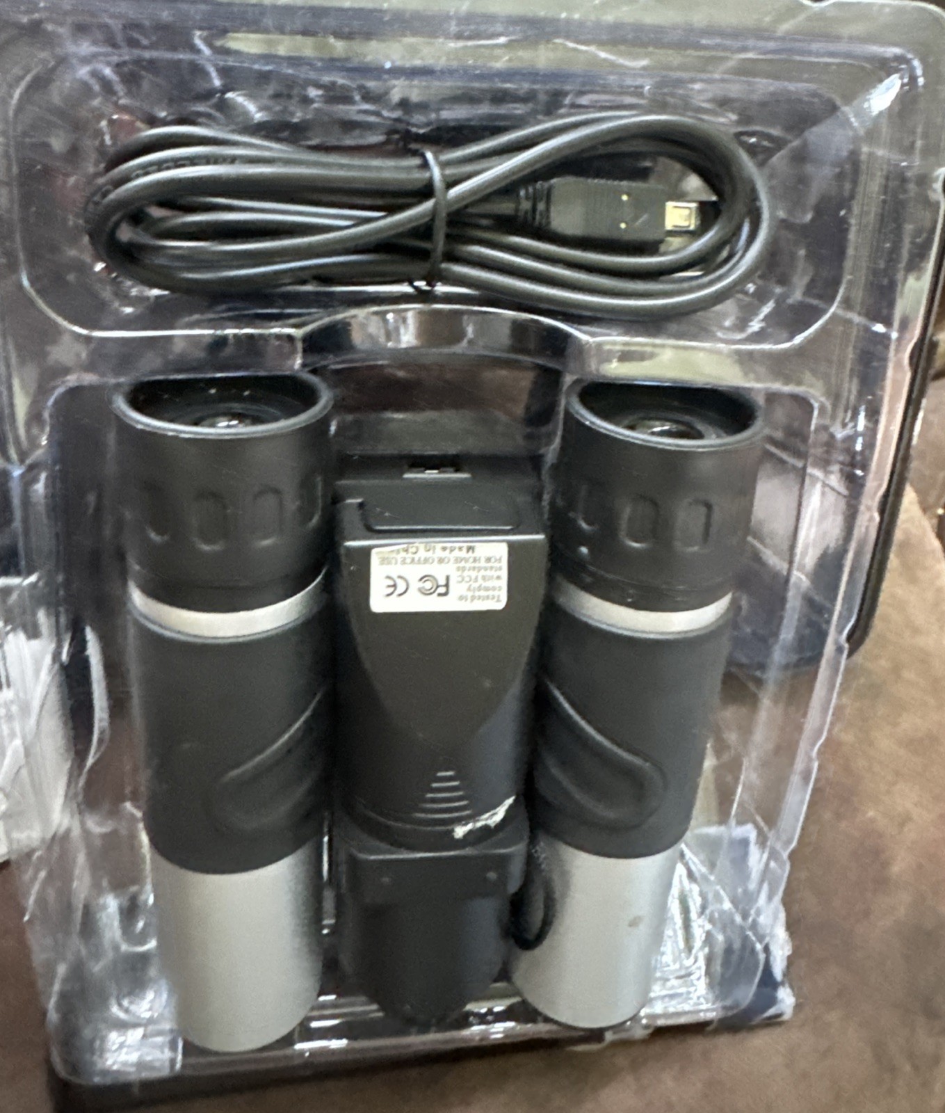 Digital Binoculars Camera 4-in-1 – Binoculars, Digital Camera, Video, PC Cam