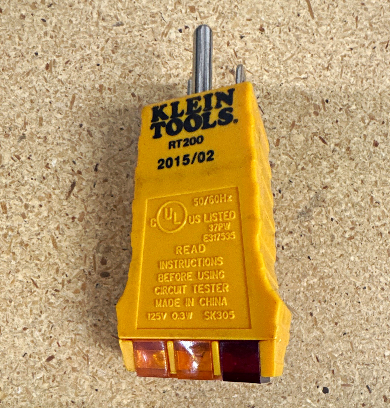 Klein Tools RT200 GFCI Outlet Circuit Tester w/ LED Indicator, Yellow