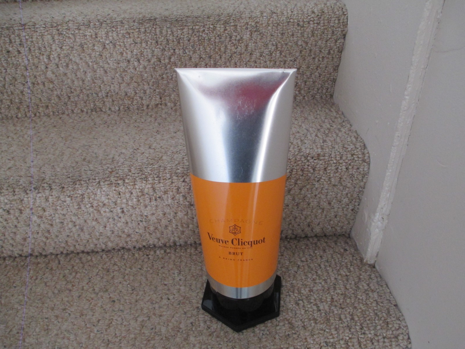 Veuve Clicquot Tube Of Paint Isothermal Case Champagne Case Made in France