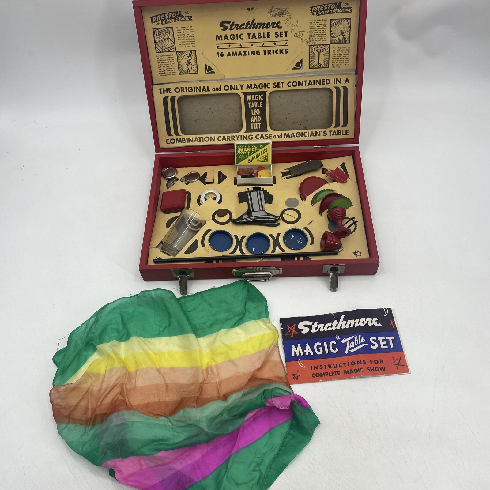 Vintage Strathmore Magic Table classic toys magic sets magician tricks 1947 RARE