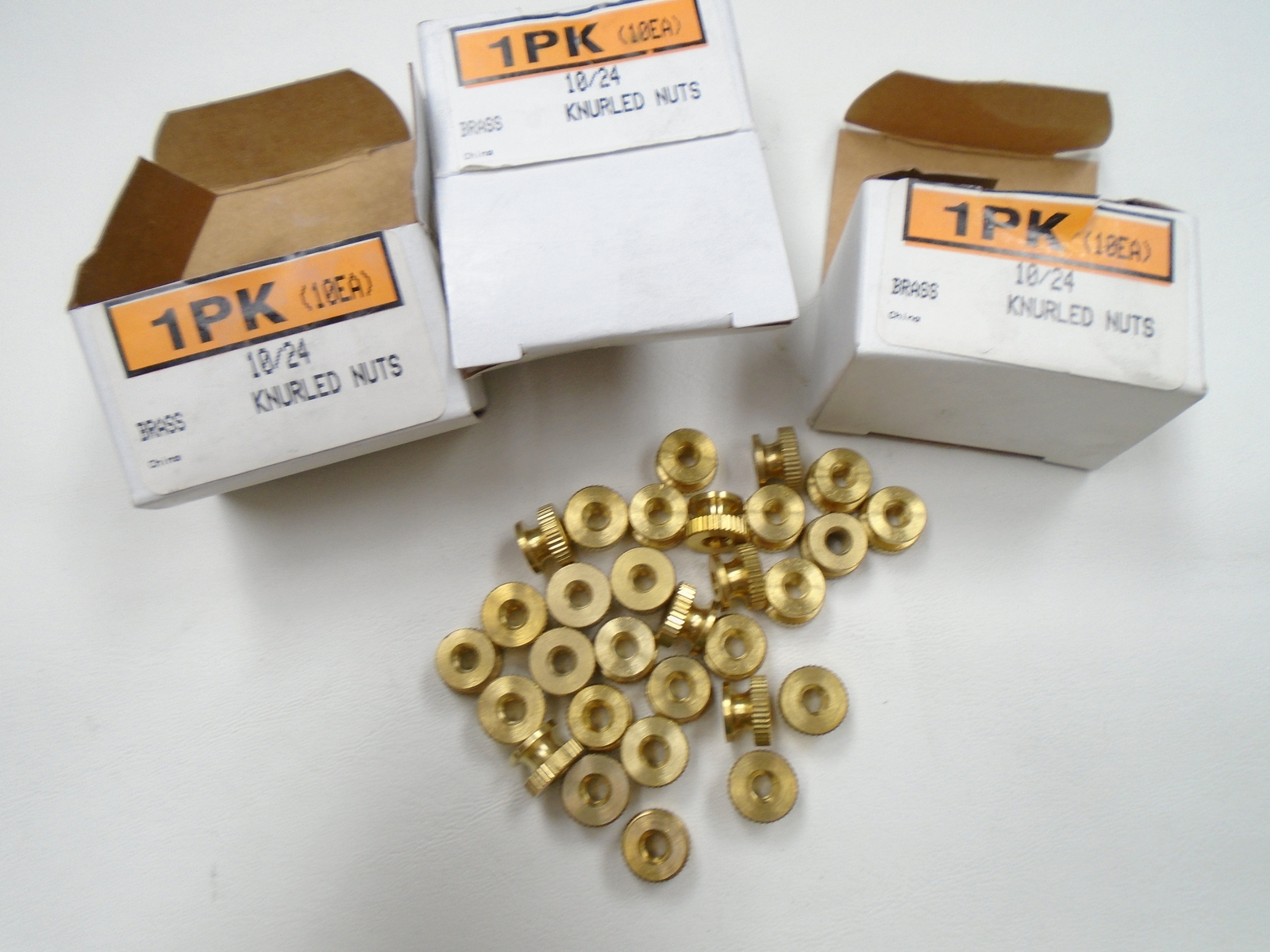 BRASS 10/24 KNURLED NUT SET OF (30)