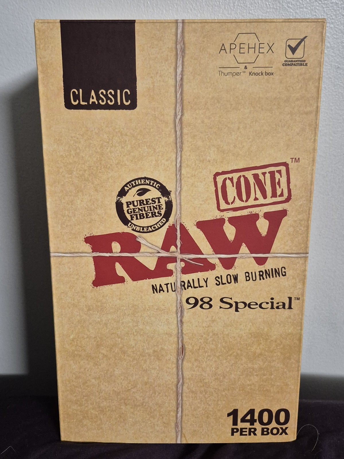 RAW Classic Natural Unrefined Rolling Papers - 98 Special Size, 1400 per box