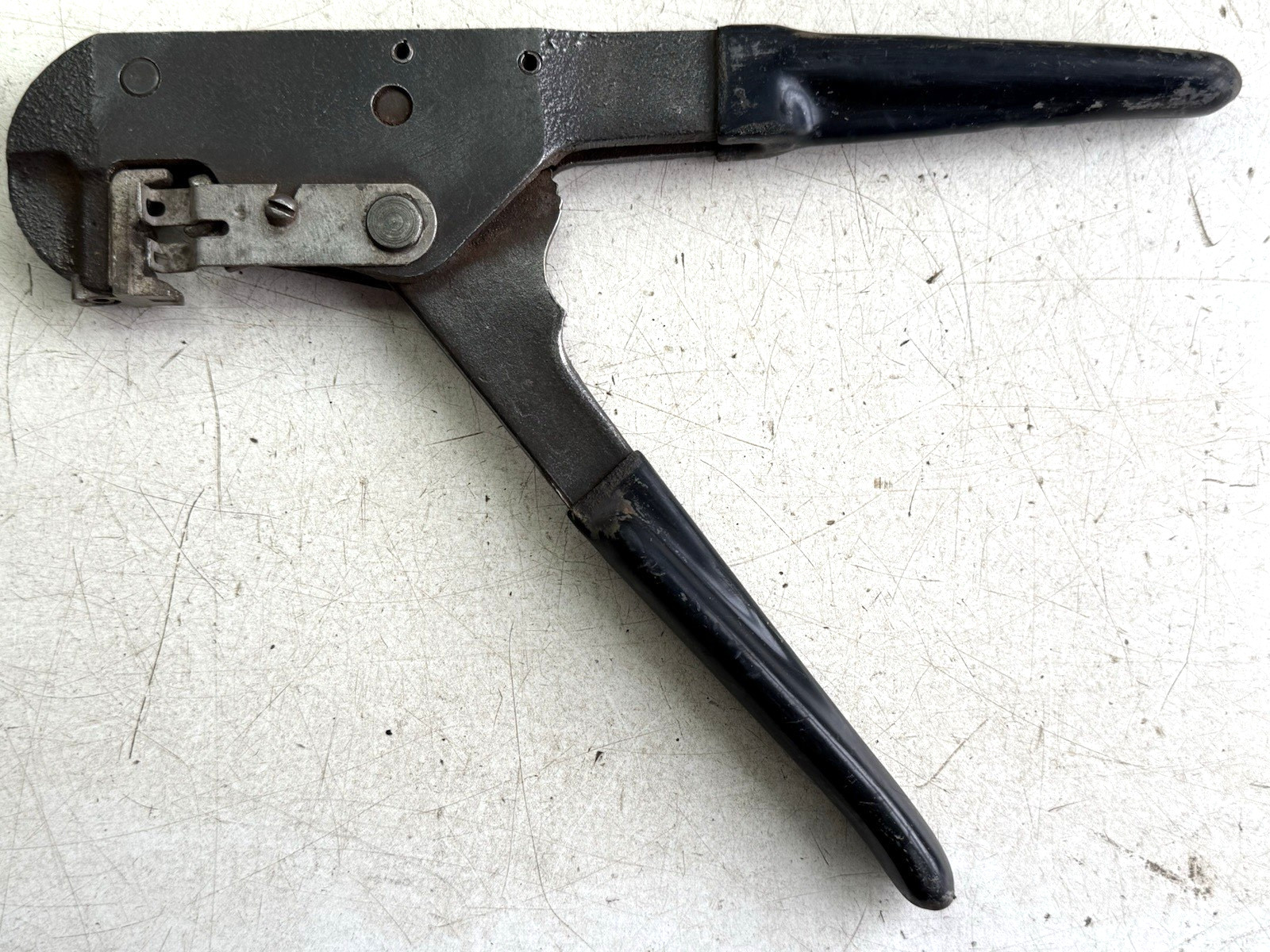 Clark Cable Crimping Tool MS25037-1A Used