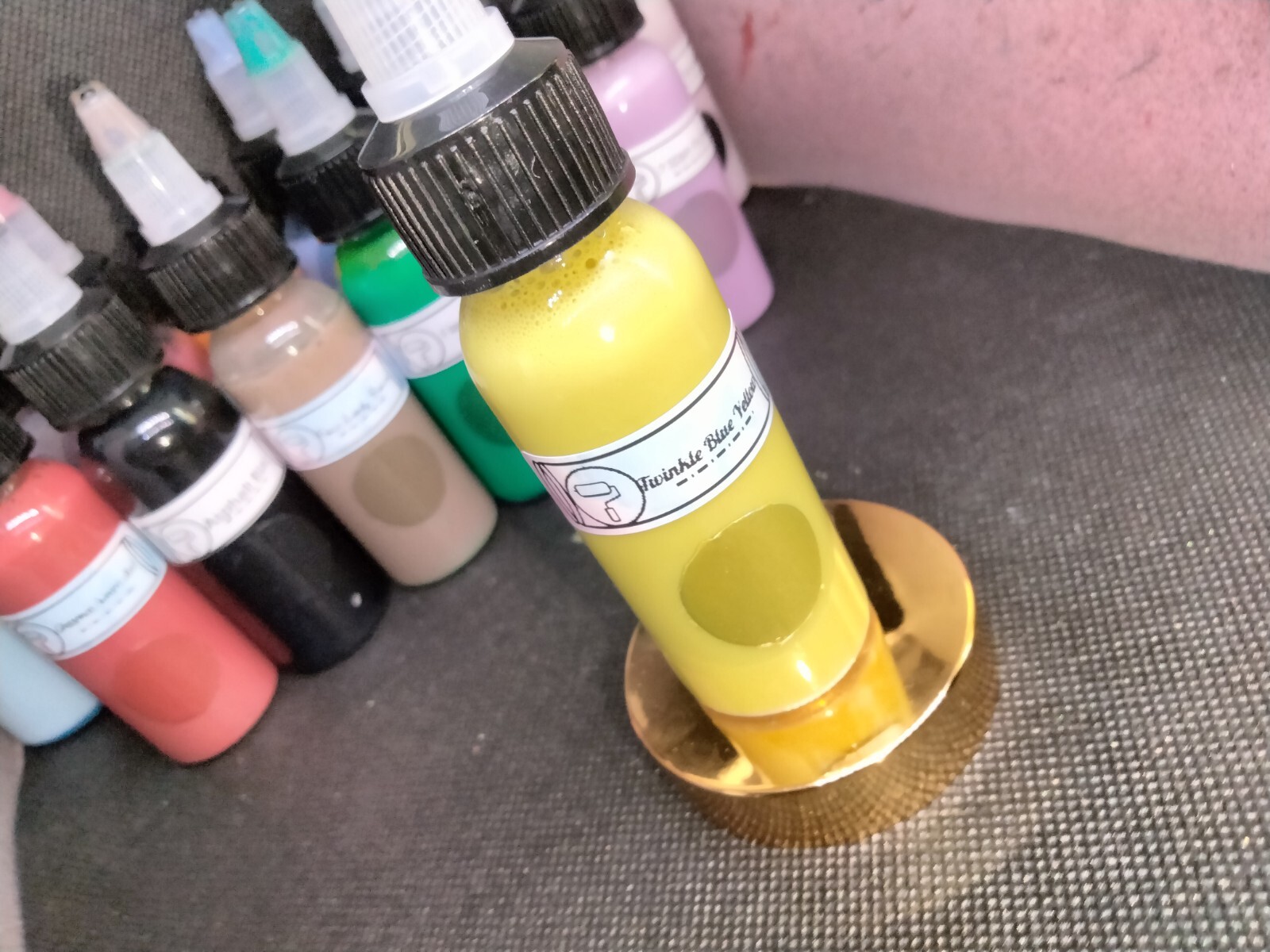 Custom Airbrush Paint: Twinkle Blue Yellow