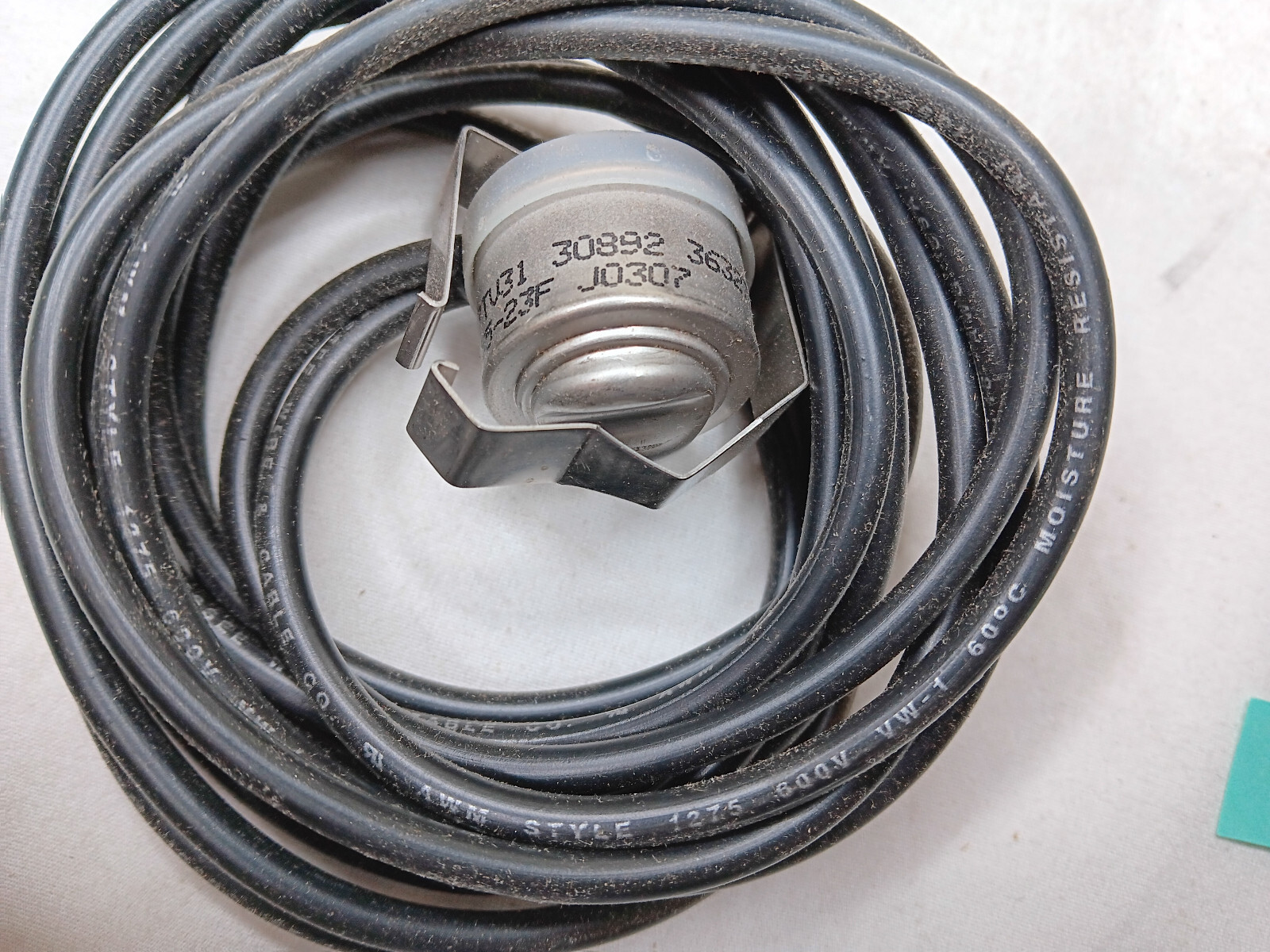 36327B006 Thermostat Switch
