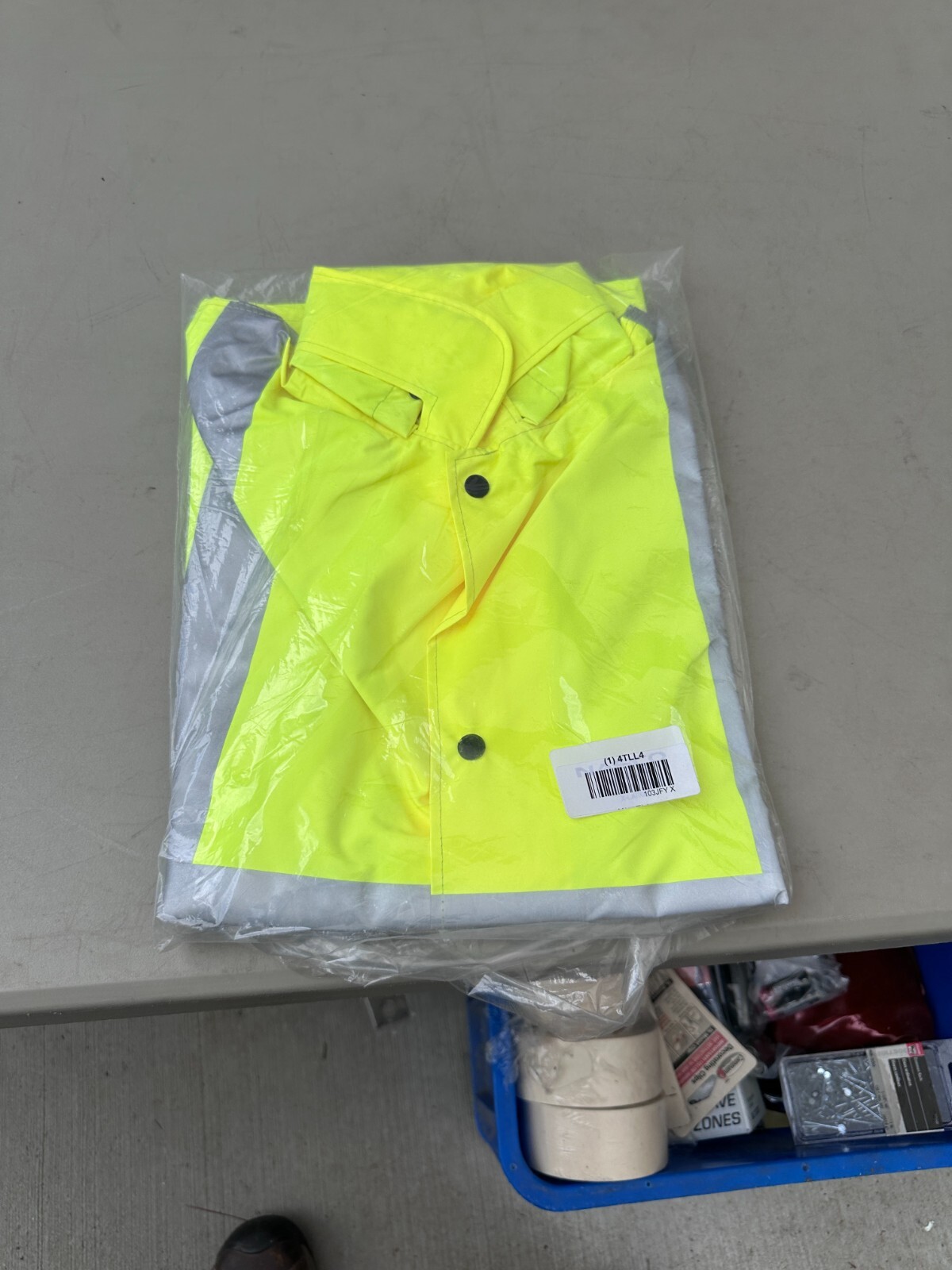 NASCO Breathable Rain Jacket with Hood: XL, Yellow/Green, Snaps, Polyurethane