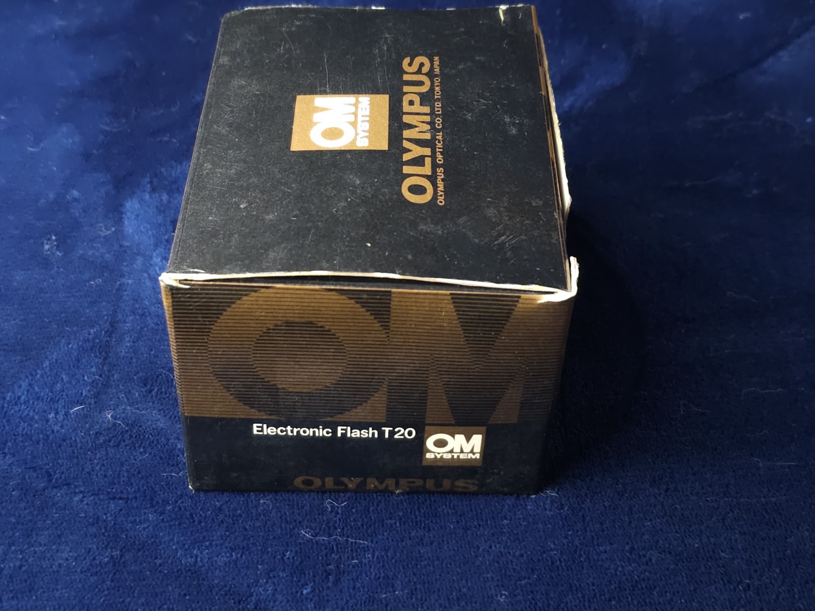Excellent Olympus Electronic T 20 Electronic Shoe Mount Flash w/ Box & Case