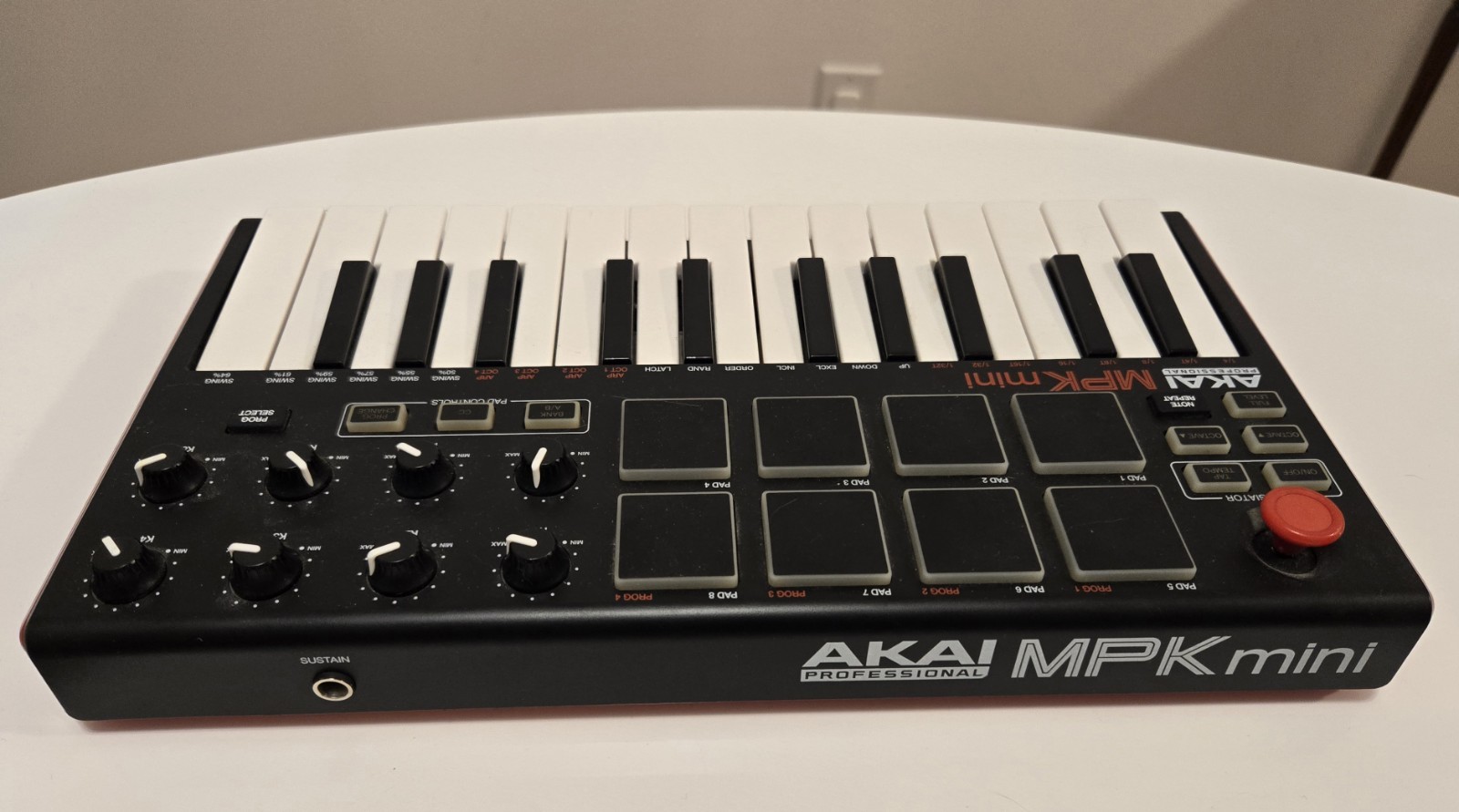 Akai Professional MPK Mini MK3 Keyboard Controller