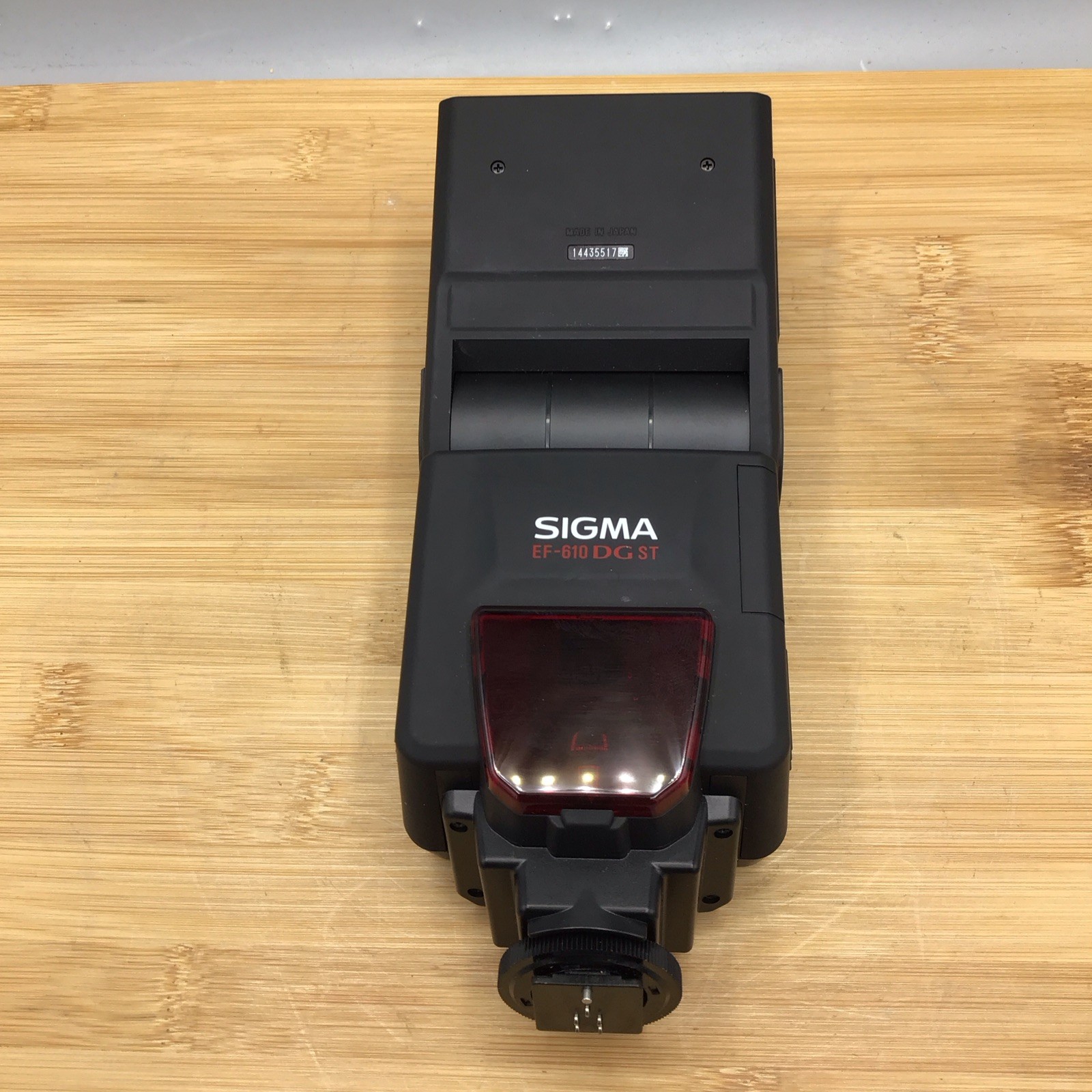 Sigma EF-610 DG ST Electronic Flash For Canon With Bag.