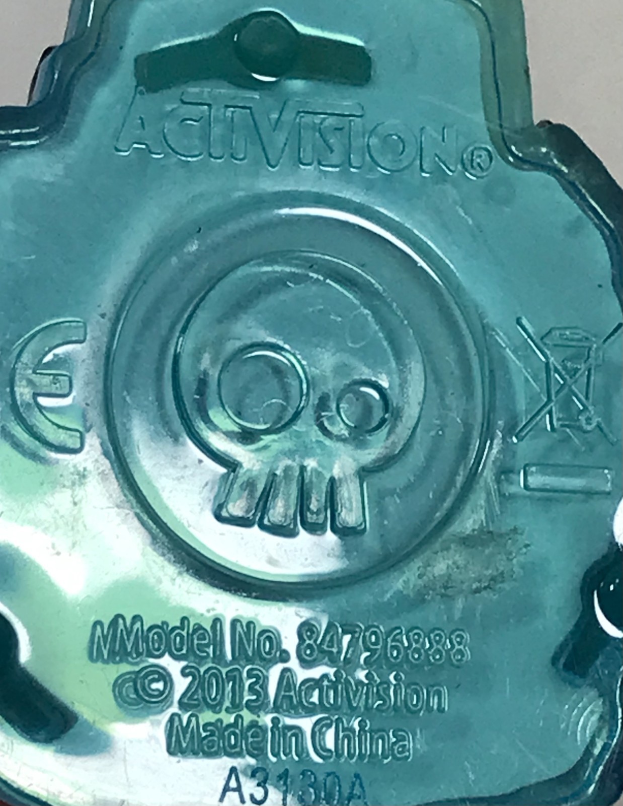 2013 Activision Skylanders Swap Force Magna Charge plus 2 LOT