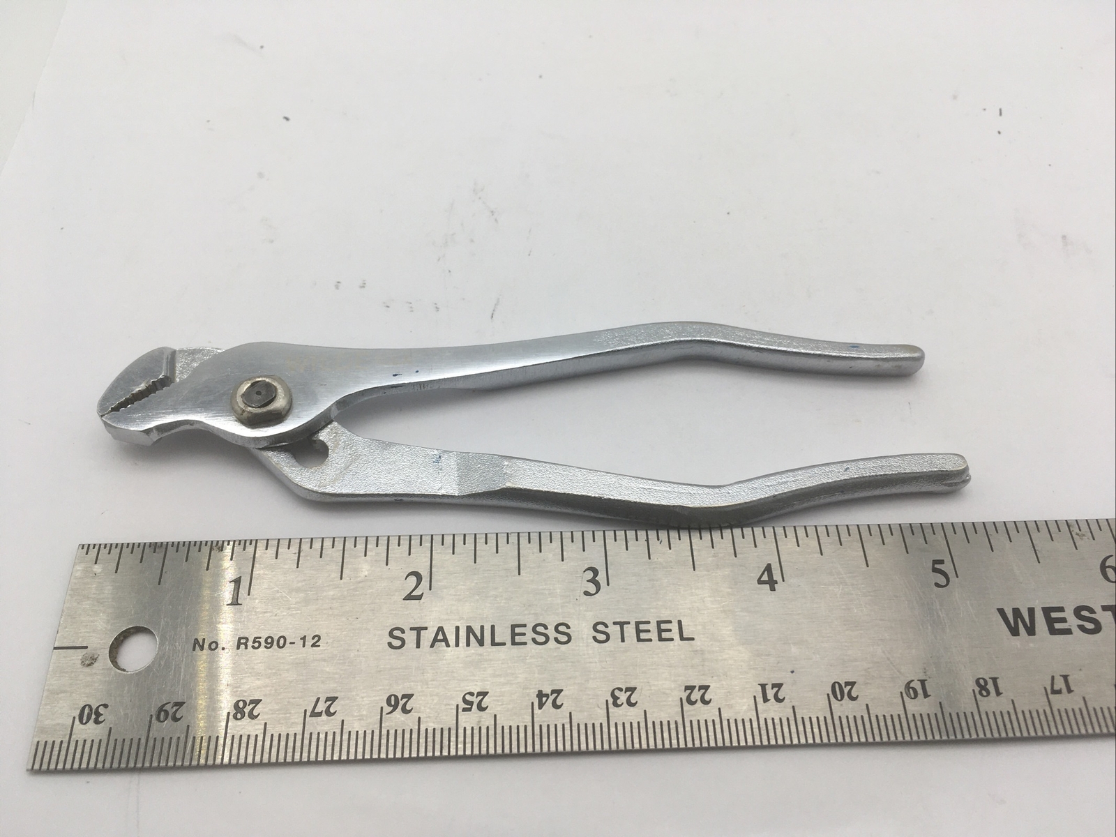 Wilde USA 5-1/4" Adjustable Pliers Chrome