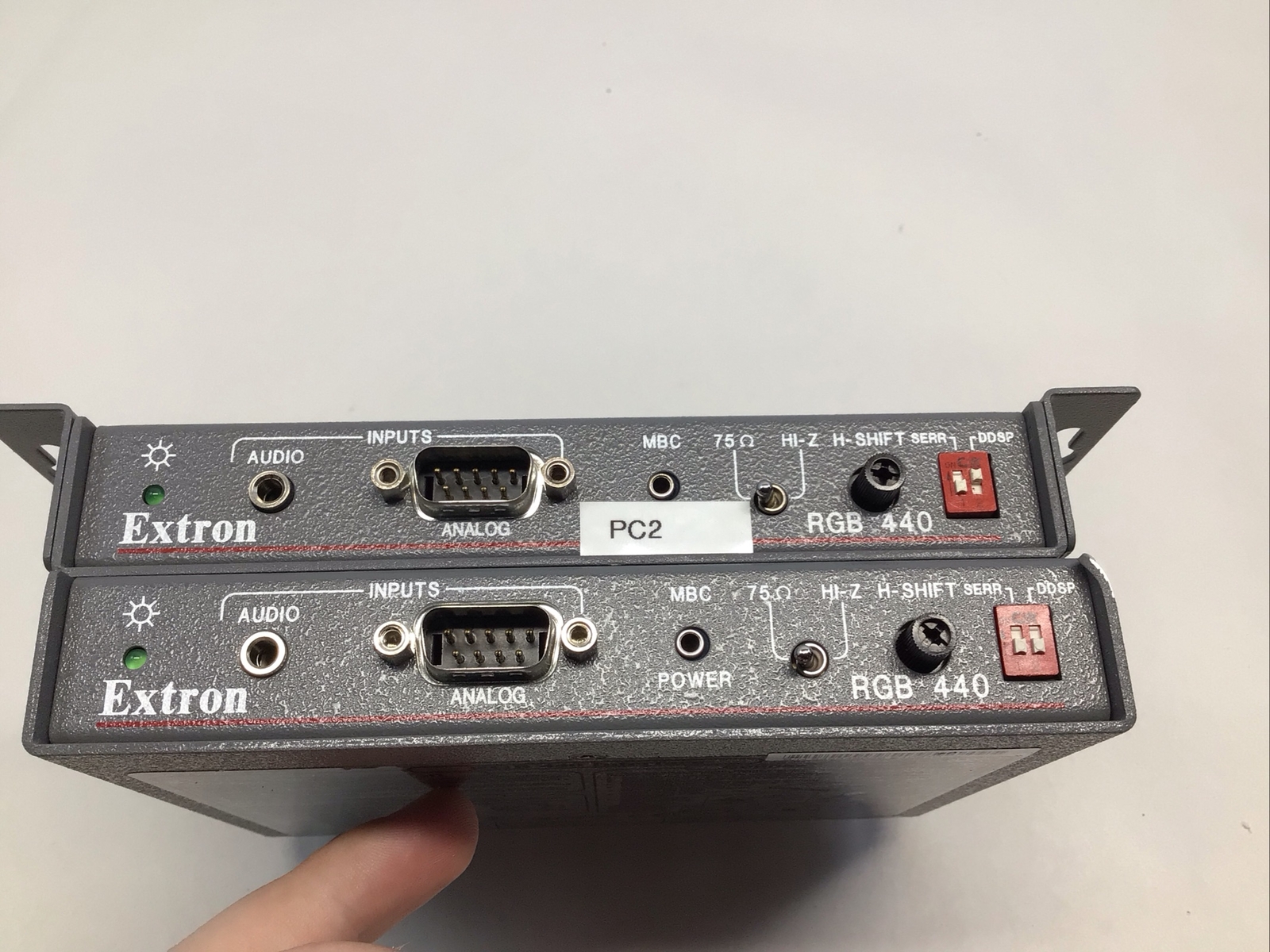 2 Extron RGB 440 Universal Mountable Interface Free Shipping NO CABLES