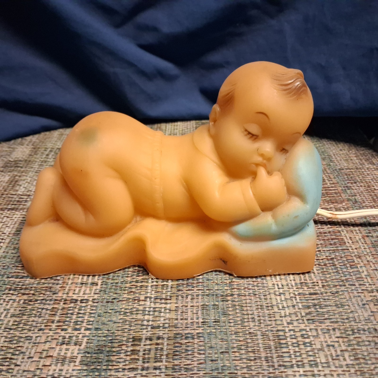 VTG Nursery Lamp 1950's Sleeping Baby Night Light Plastic Works 4-3/4" x 7"