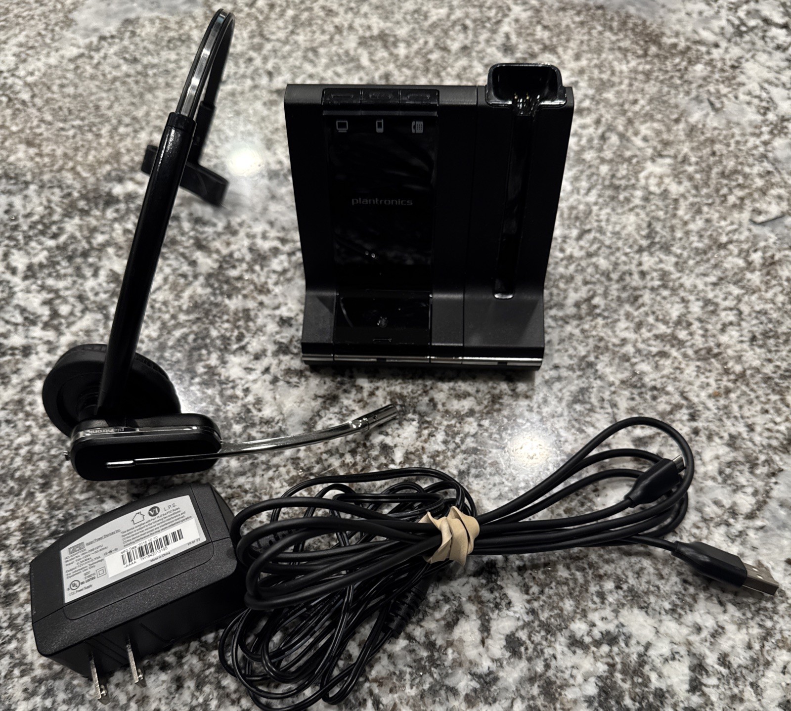 Plantronics W02 Wireless Headset Working/Charging Cradle/Power Supply AC Adapter