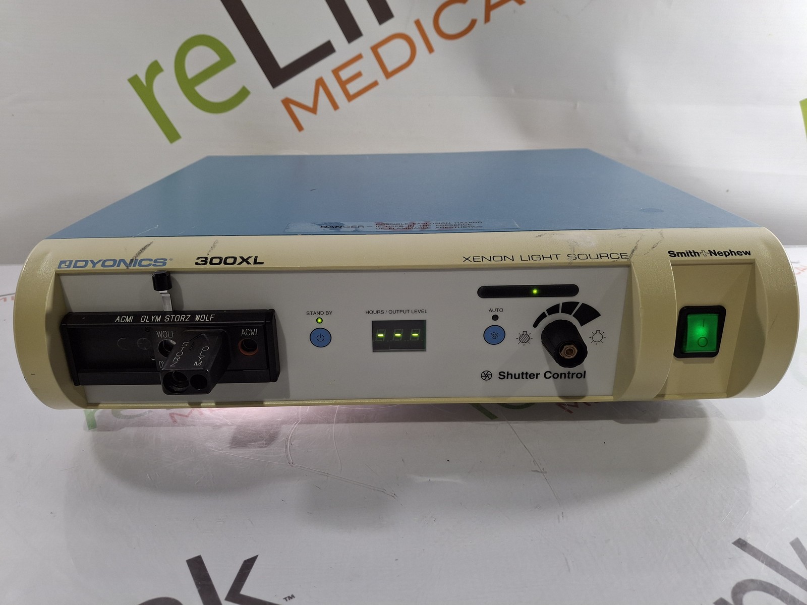 Smith & Nephew Dyonics 300XL Xenon Light Source