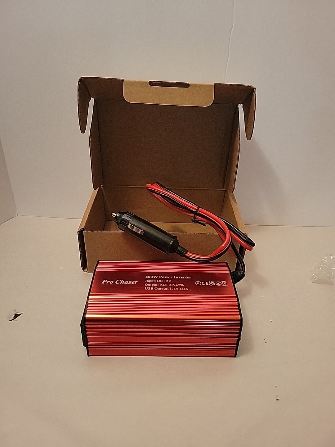 Car Power Inverter w/USB ports-Pro Chaser 400w  DC 12v to 110v AC NEW IN BOX