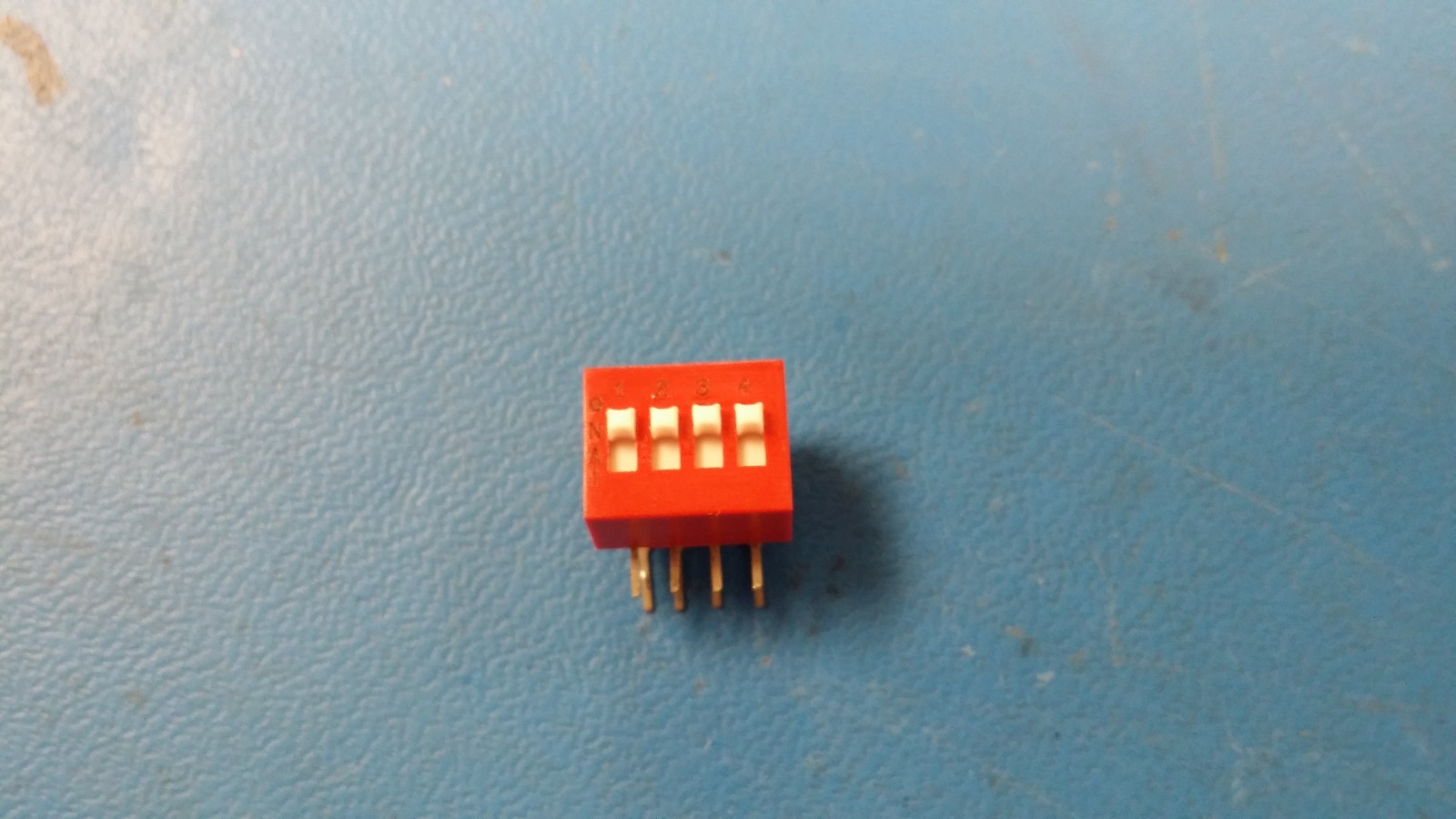 (10 PCS) 78B04SRA GRAYHILL SWITCH SLIDE DIP SPST 150MA 30V