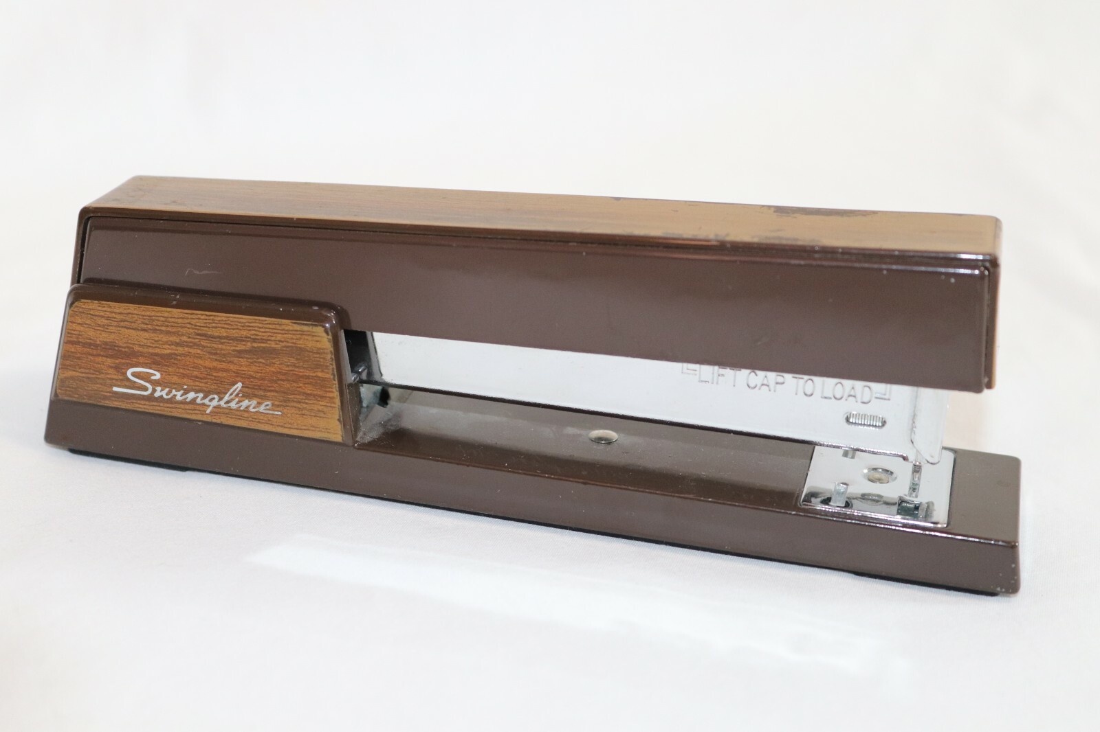 Vintage Heavy Duty 7 1/8" Swingline 767 Brown Enamel Woodgrain Stapler USA