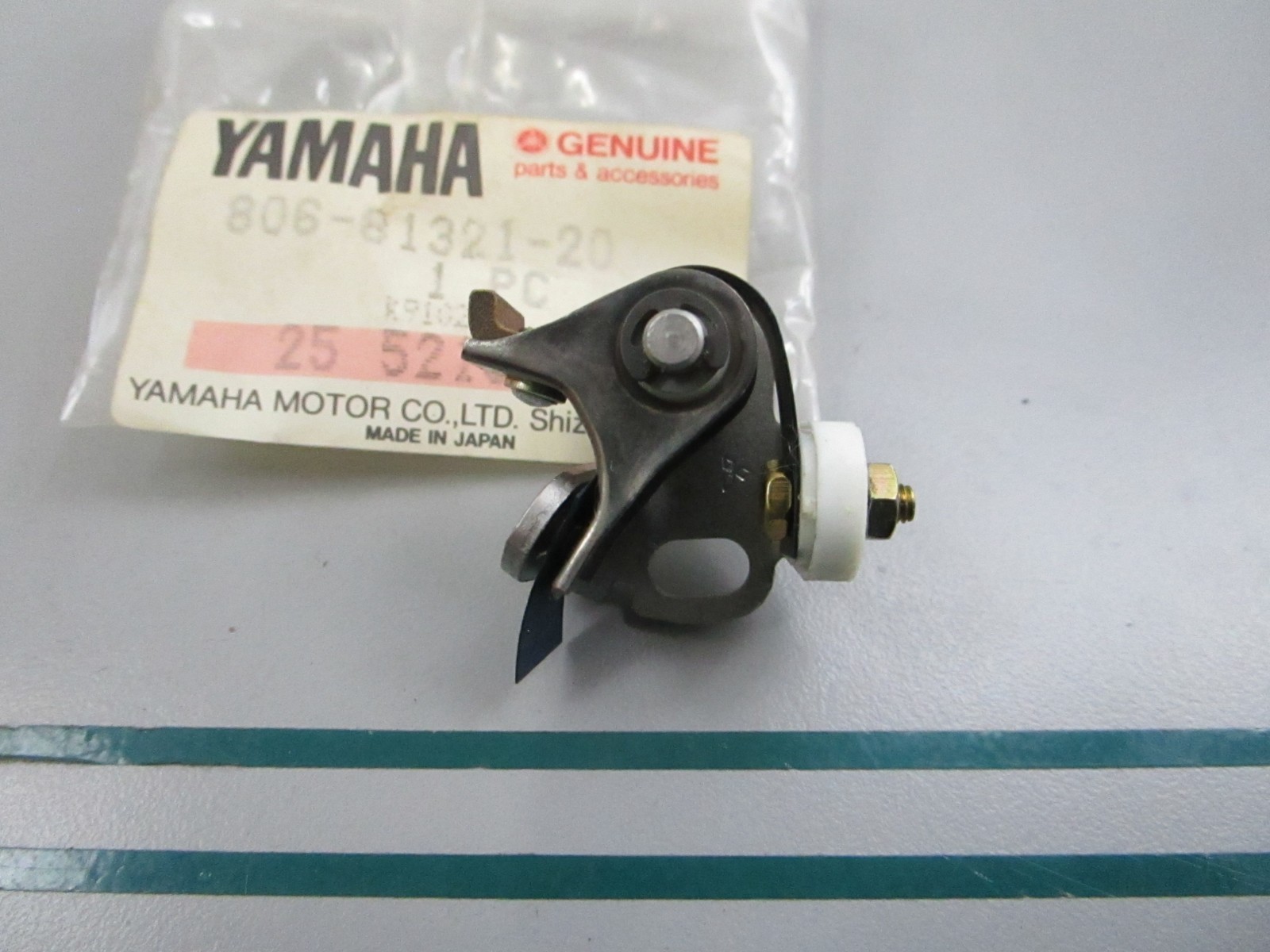 NEW OEM 806-81321-20-00 Yamaha Contact Breaker 0810