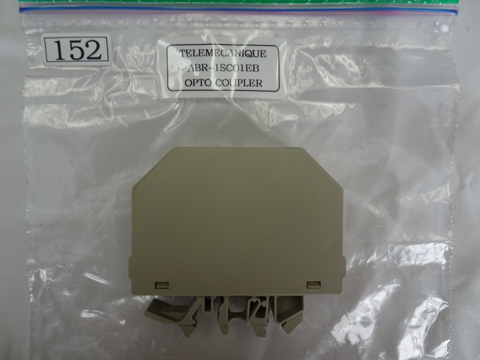 TELEMECANIQUE ABS-1SC01EB OPTO COUPLER 24-48VDC *GA, USA STOCK!* (152)
