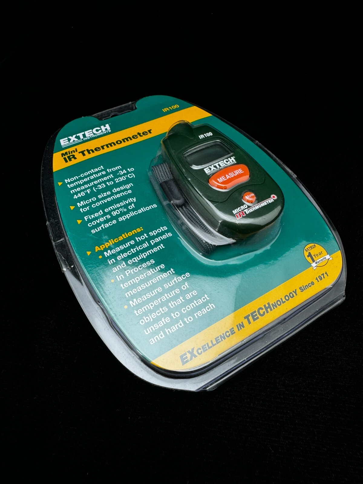 Extech IR100 Mini IR Thermometer, Measures Temperature