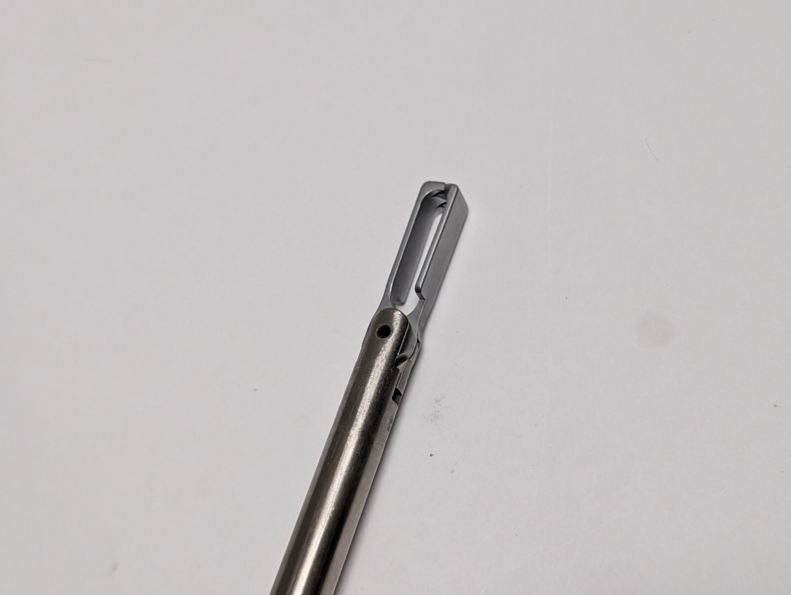 DAVOL 5875000 Grasper (USED).