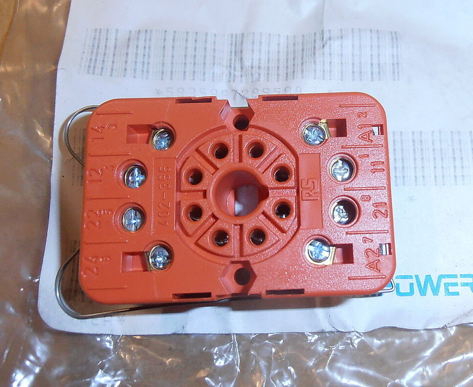 Octal Base Part Number NDK9400. Bagged.Unipower.New old stock.