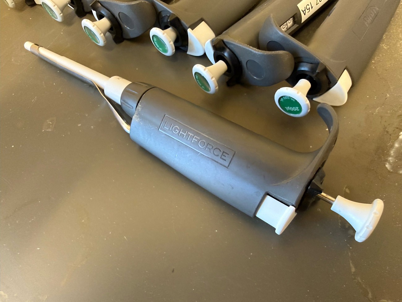 Used Biotix LightForce Adjustable Pipette 20-200 uL Single Channel (Working Pull