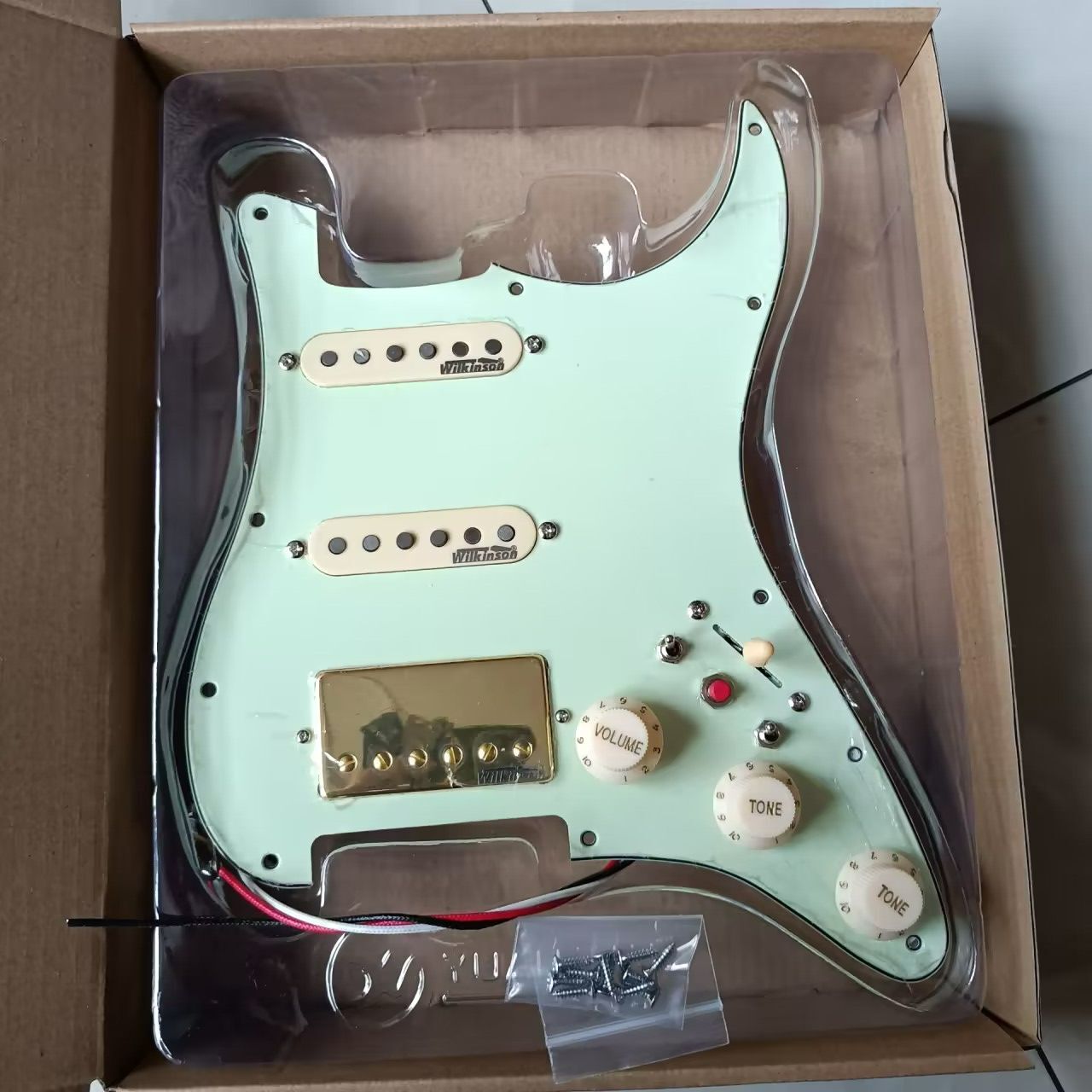 SSH Prewired Pickguard Set Loaded Yellow Wilkinson Alnico V Pickups Coil Split