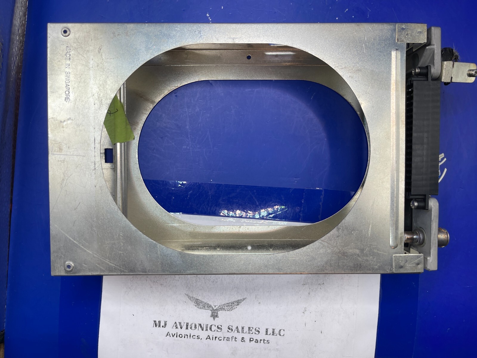 BENDIX KING KX 155A KX 165A NAV/COM MOUNTING TRAY WITH BACKPLATE AND CONNECTORS