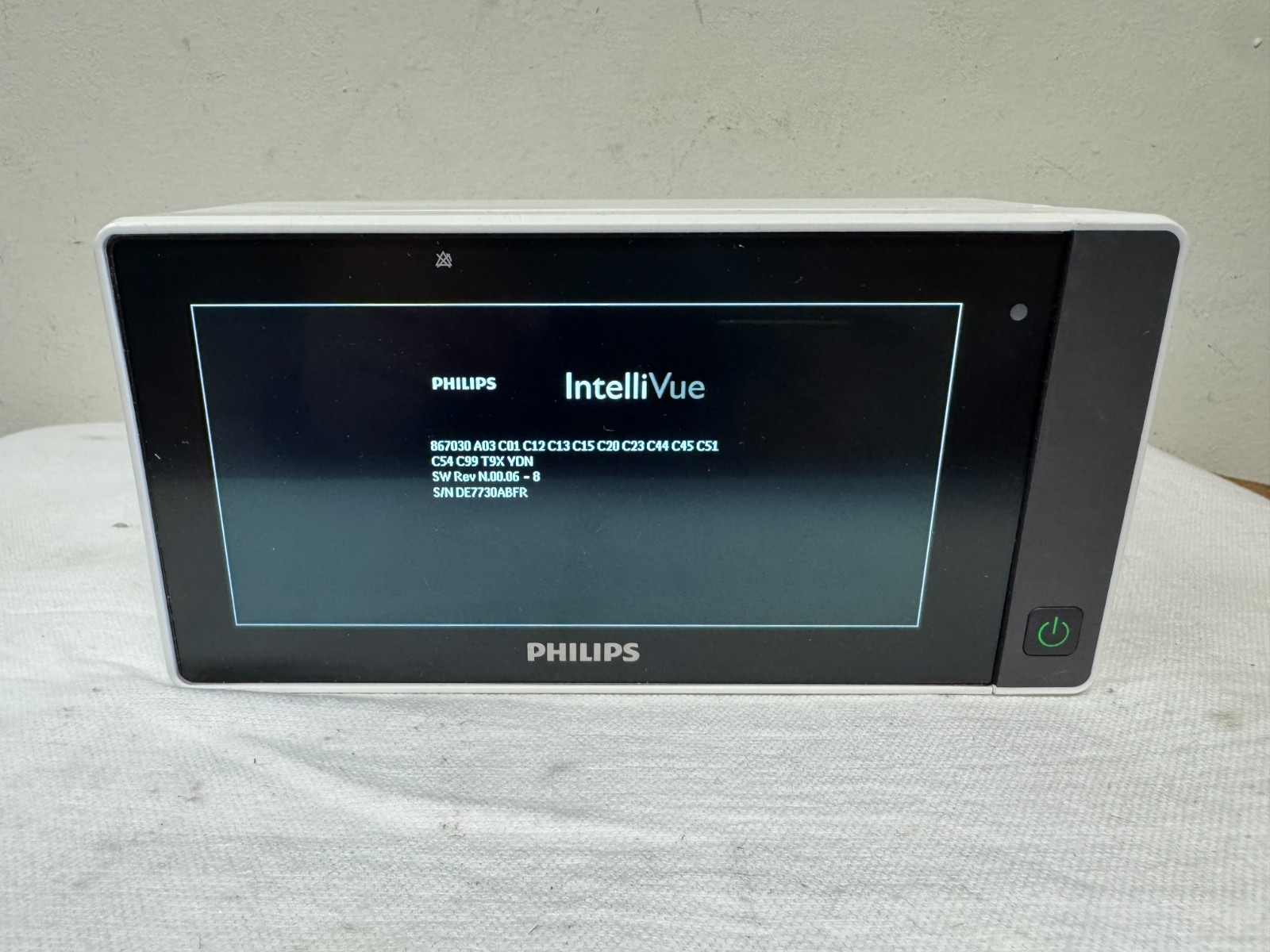 Philips X3  867030 Patient Monitor Oximax Spo2/NIBP/Temp/ECG (F671)