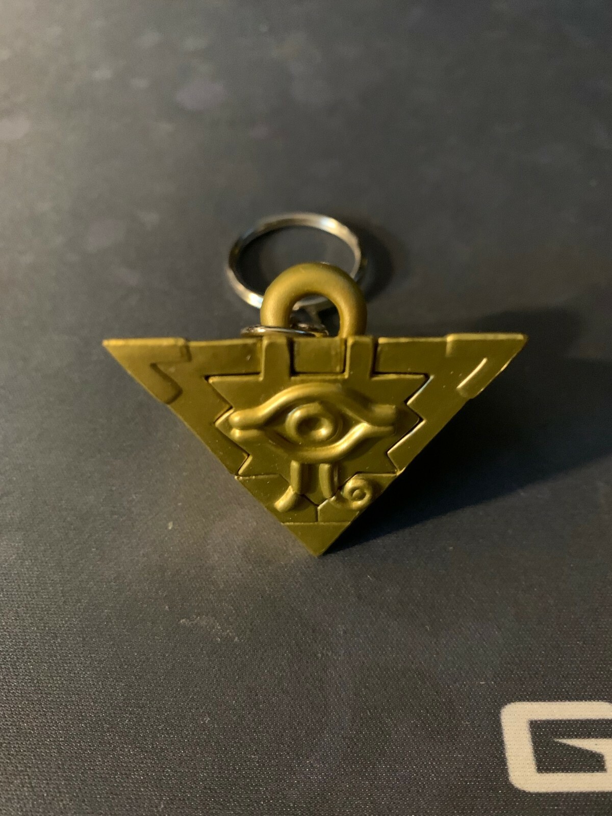 Yugioh yu-gi-oh Figure Hanger Keychain Series 2 Millennium Puzzle