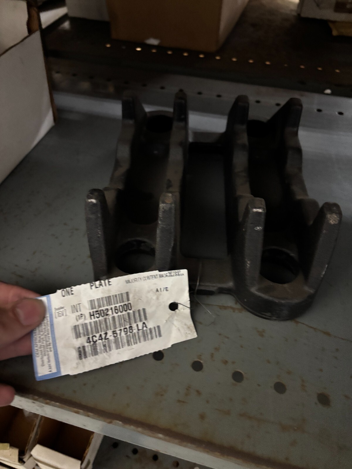 International NOS OEM Ford Plate 4C4Z-5798-LA, H50216-000 SUSPENSION PART