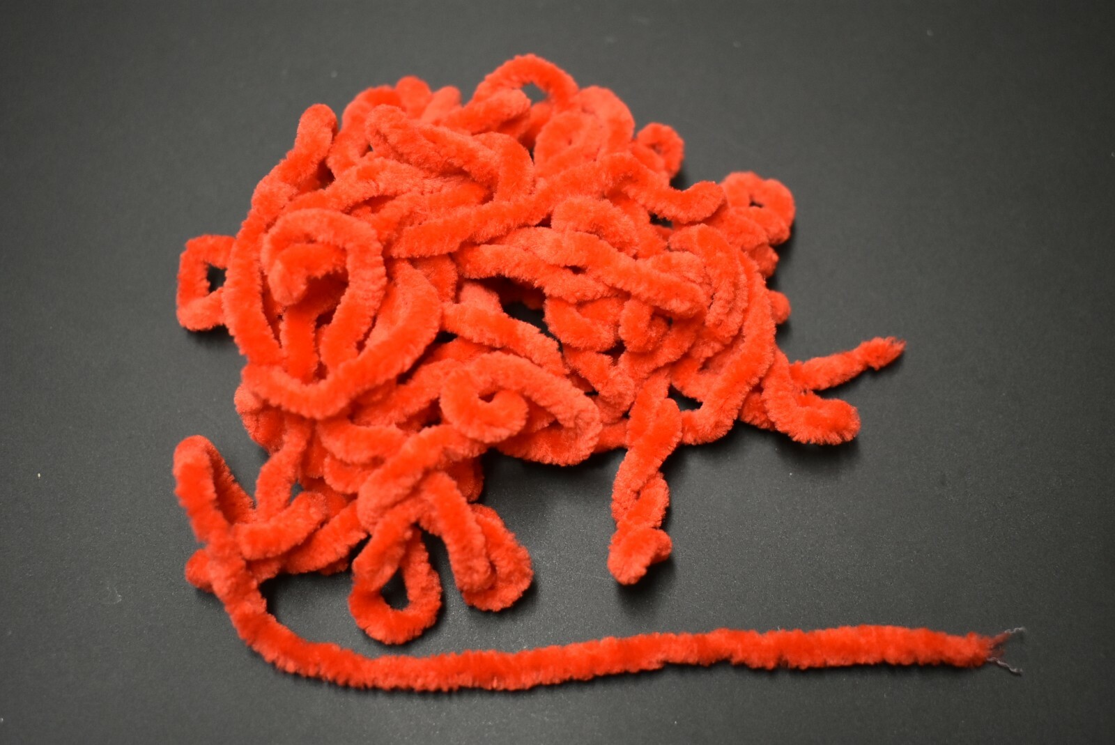 5 Yards 1/4" CANDY APPLE RED Round Chenille for Fly Tying