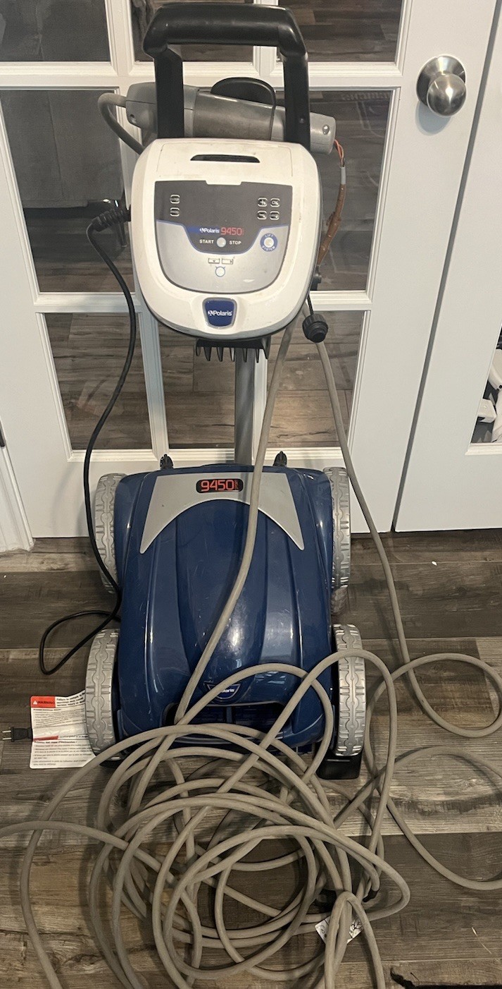 Polaris 9450 4-Wheel Drive Robotic Pool Cleaner w/ Caddy & Control Unit