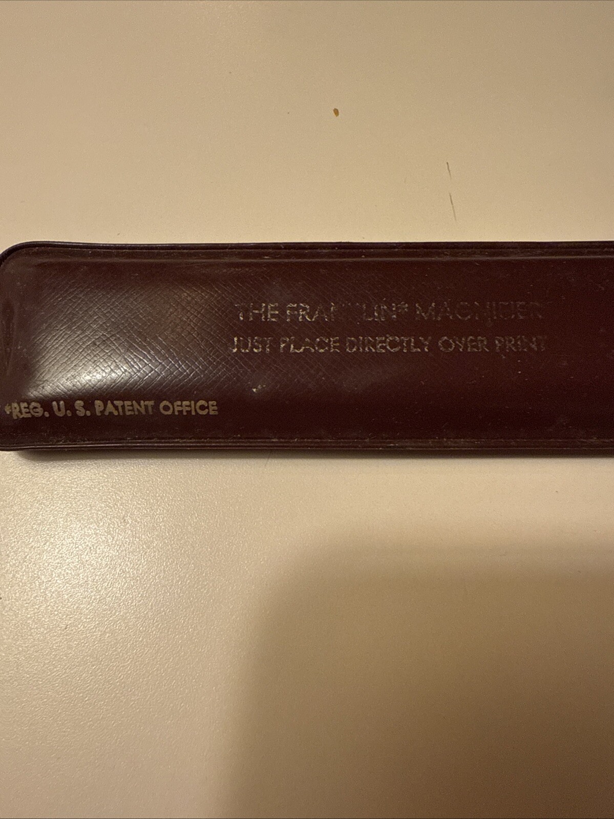 THE FRANKLIN MAGNIFIER IN POUCH