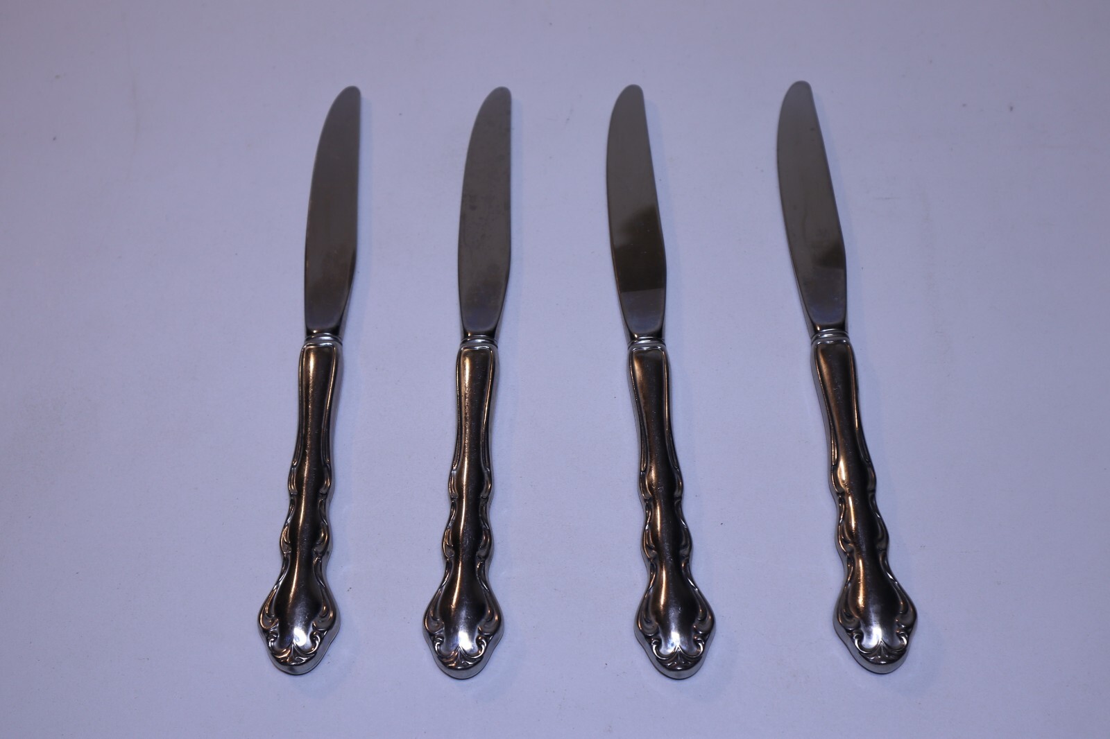 Reed And Barton REGENCY Stainless Flatware Replacements - 4 Dinner Knives 9"