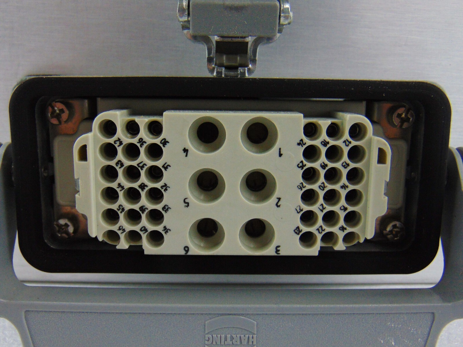 Brooks 002-5885-02 DC Power Distribution Unit *used working