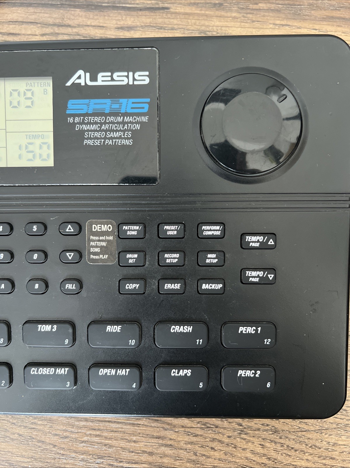 Alesis SR16 Digital Drum Machine/Module