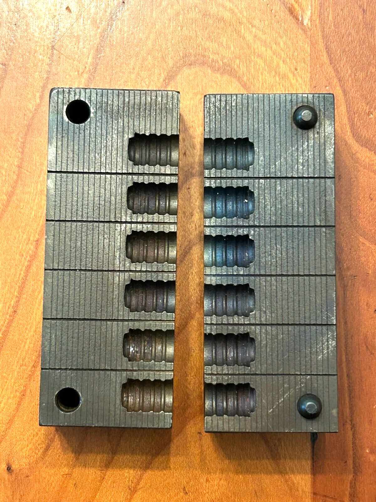 HENSLEY & GIBBS 6 CAVITY #50 BULLET MOLD MOULD BLOCKS ONLY  VINTAGE