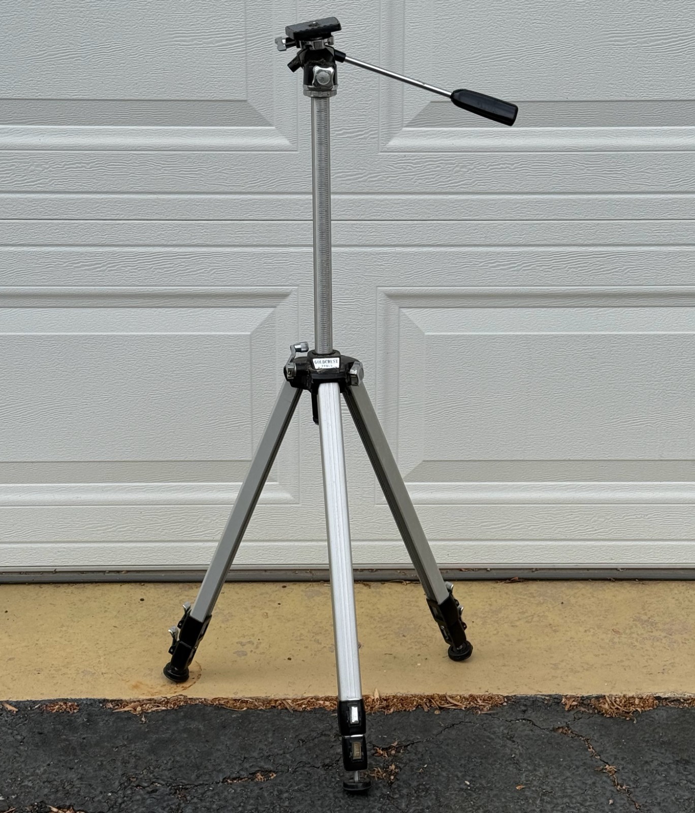 Tripod GoldCrest 773LS Professional Camera Vintage Aluminum Adjustable Legs