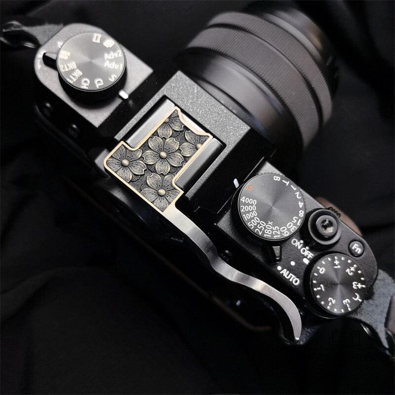 New Cherry Blossom Hot Shoe Thumb Up Grip for Fujifilm X-T5 Camera Brass Handle