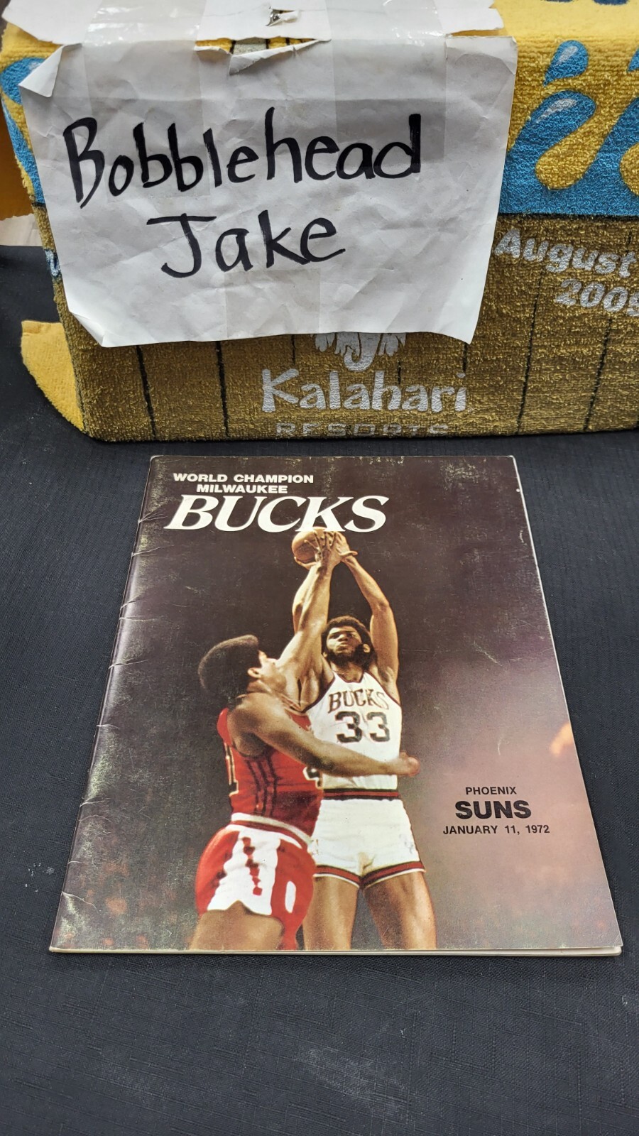 MILWAUKEE BUCKS VS PHOENIX SUNS NBA GAME DAY PROGRAM MILWAUKEE ARENA 1/11/1972