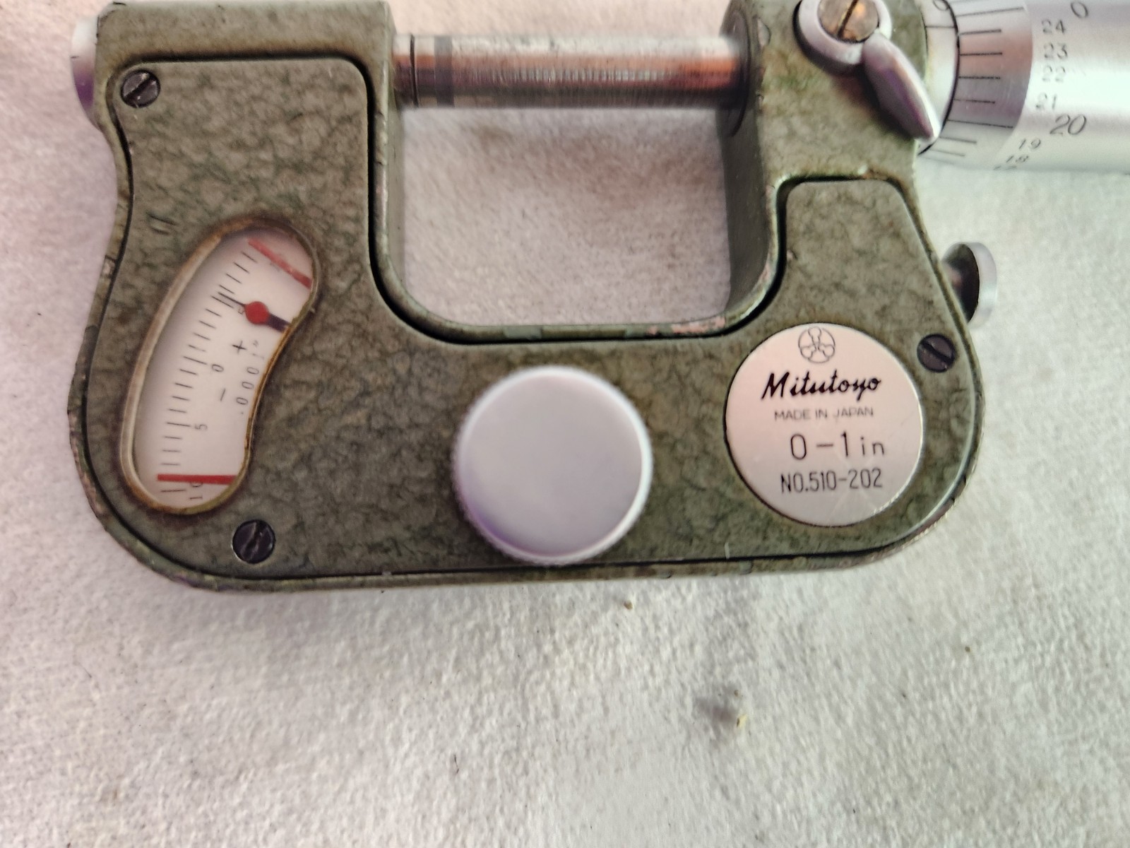 Mitutoyo Indicating Micrometer 0-1” 510-202 .0001" Resolution