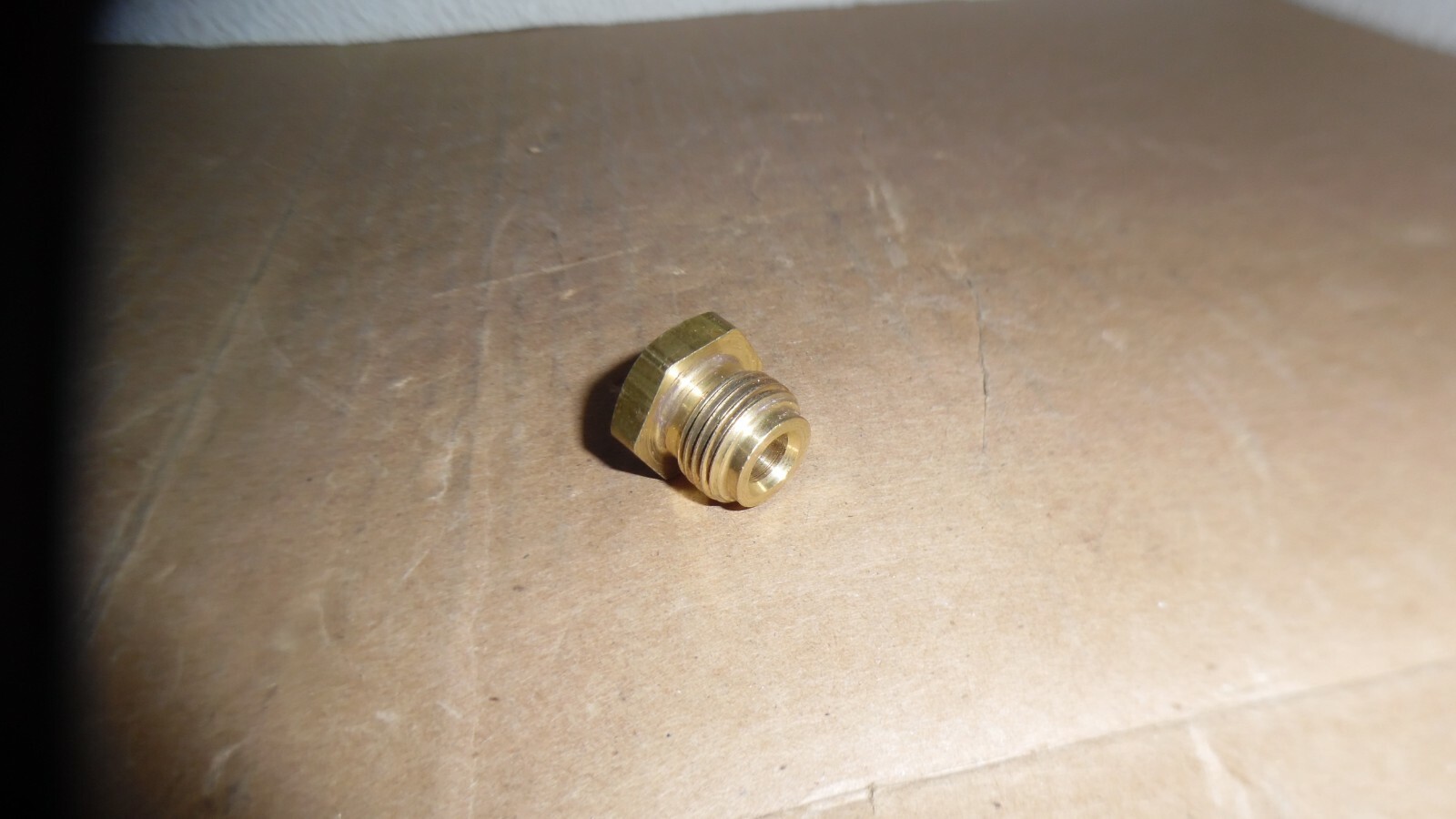 Eaton Fuller 15719 Plug FUL15719   New  *Fast Shipping