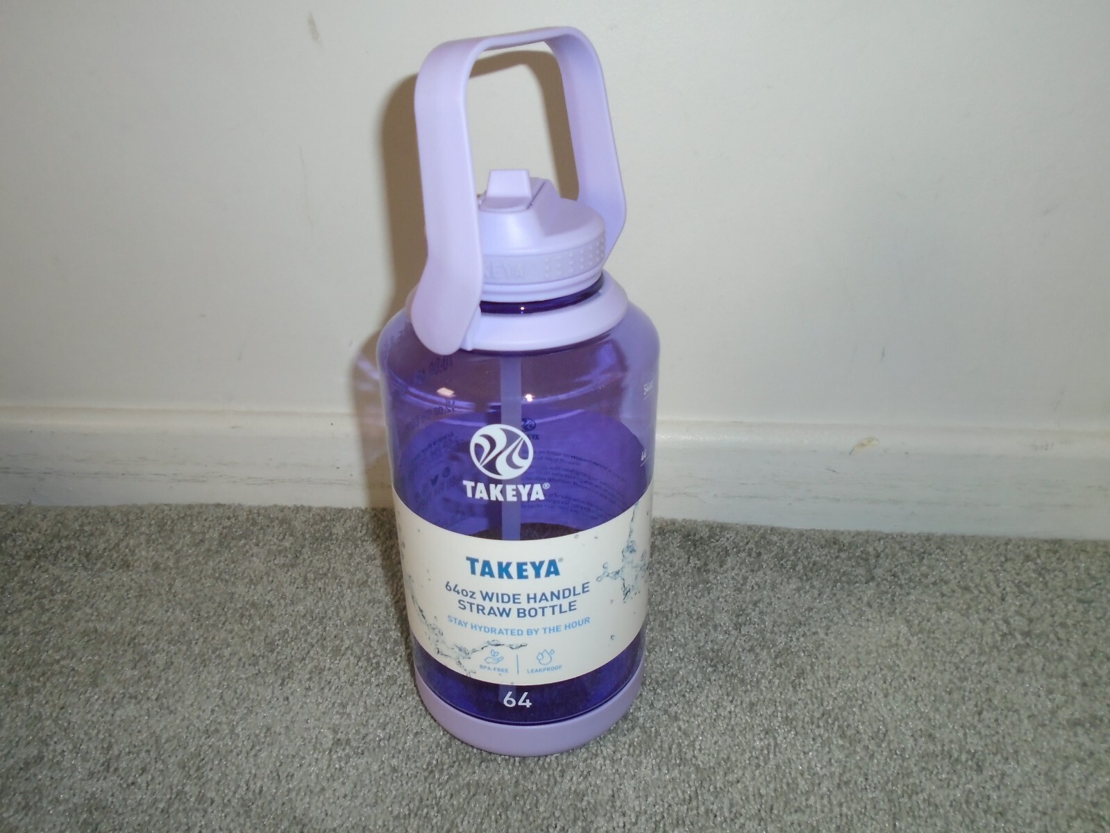 Takeya 64 Oz. Wide Handle Straw Bottle New