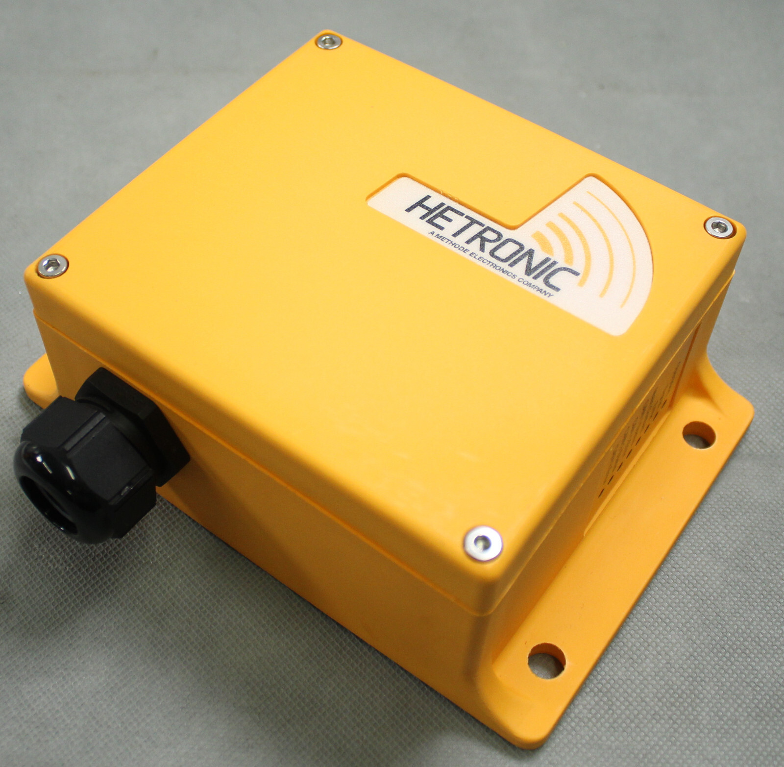 Hetronic RX ES CAN HL V2 RF BAND 1 Mobile Transceiver