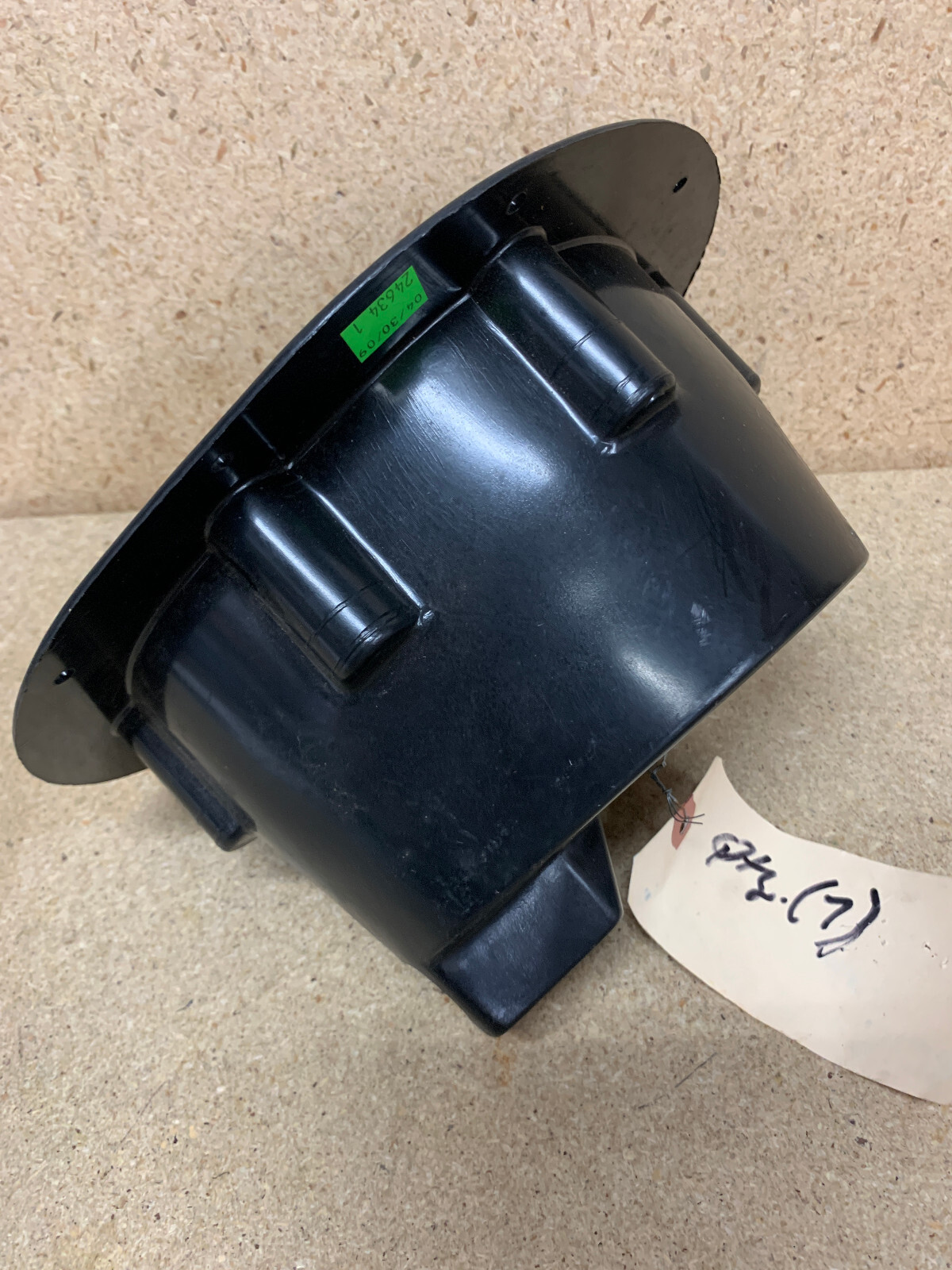 Rear taillight housing/HMMWV 5342-01-194-3128