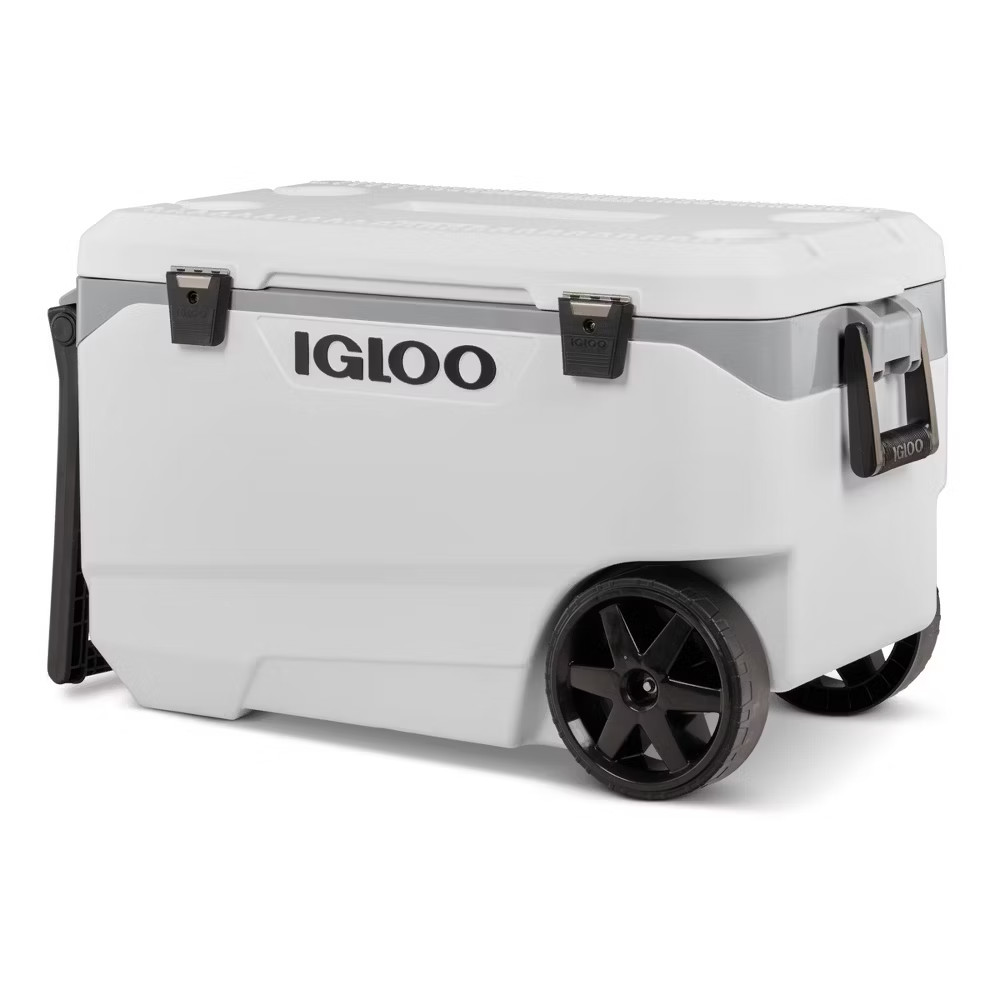 Igloo Latitude 90 Quart Rolling Cooler White - 137 Can Capacity Wheel